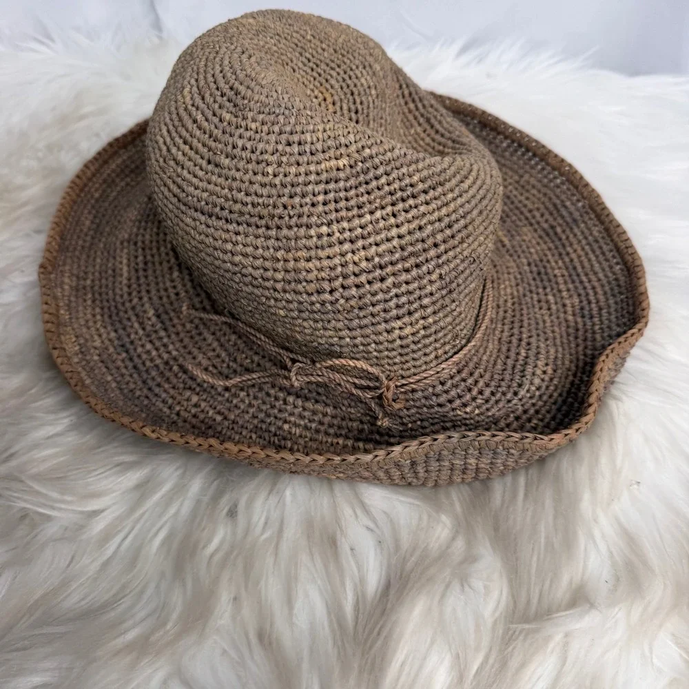 Helen Kaminski Brown Raffia Sun Hat Handmade Madagascar Wavy Brim Women OS
